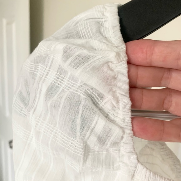 Lush Long Sleeve Smocked Tie Front Crop Top - Picture 13 of 14